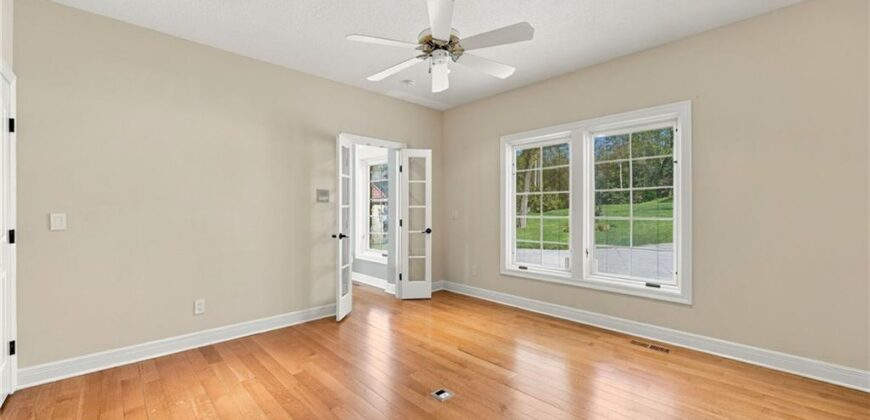 7810 NW Scenic Drive, Weatherby Lake, MO 64152