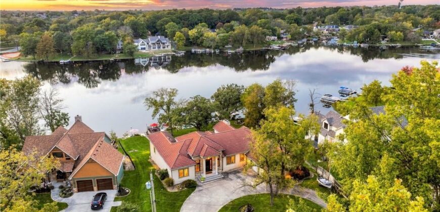 7810 NW Scenic Drive, Weatherby Lake, MO 64152