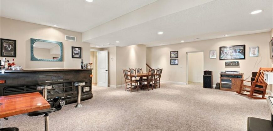 7810 NW Scenic Drive, Weatherby Lake, MO 64152