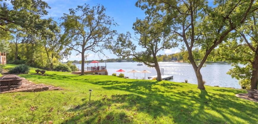7810 NW Scenic Drive, Weatherby Lake, MO 64152