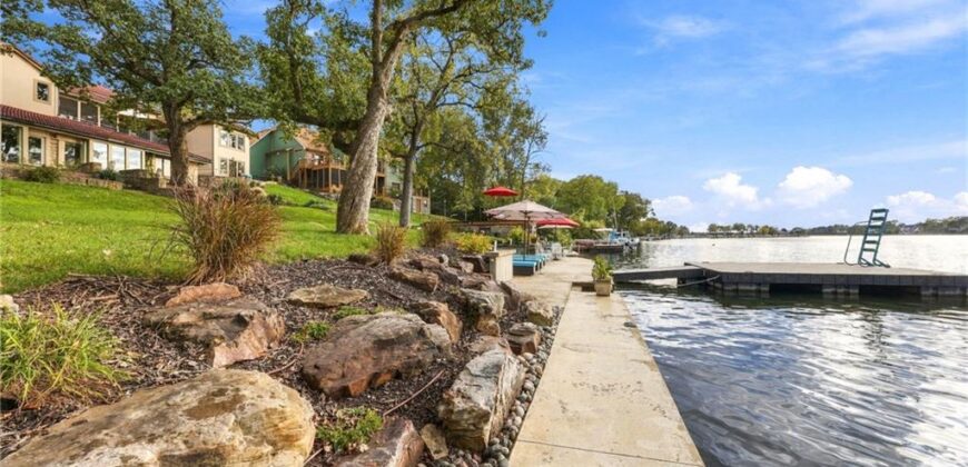 7810 NW Scenic Drive, Weatherby Lake, MO 64152