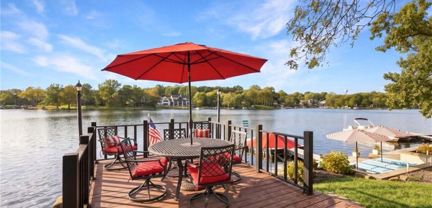 7810 NW Scenic Drive, Weatherby Lake, MO 64152