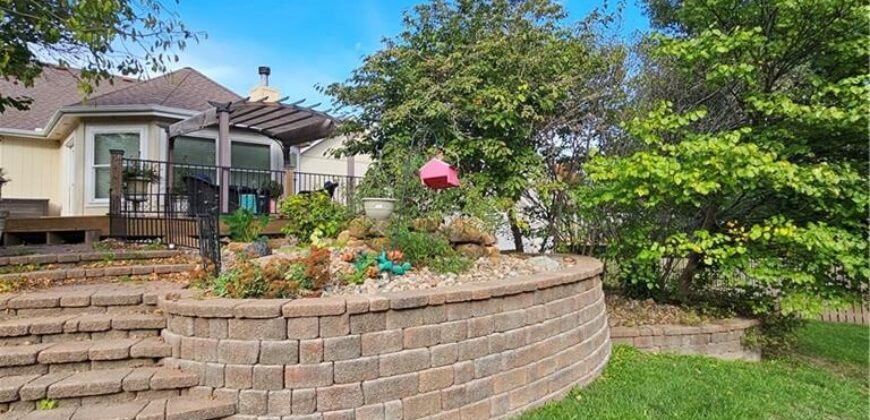 210 Porter Drive, Smithville, MO 64089