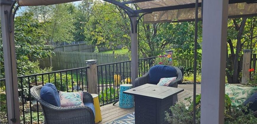 210 Porter Drive, Smithville, MO 64089