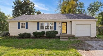 2403 NE Shady Lane Drive, Gladstone, MO 64118