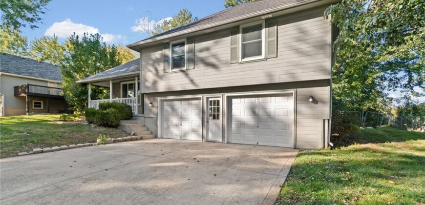 29408 Vickie Drive, Excelsior Springs, MO 64024