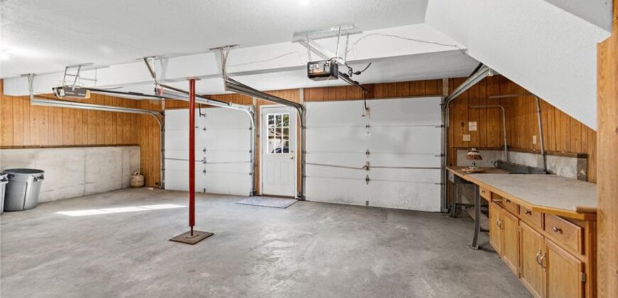 29408 Vickie Drive, Excelsior Springs, MO 64024