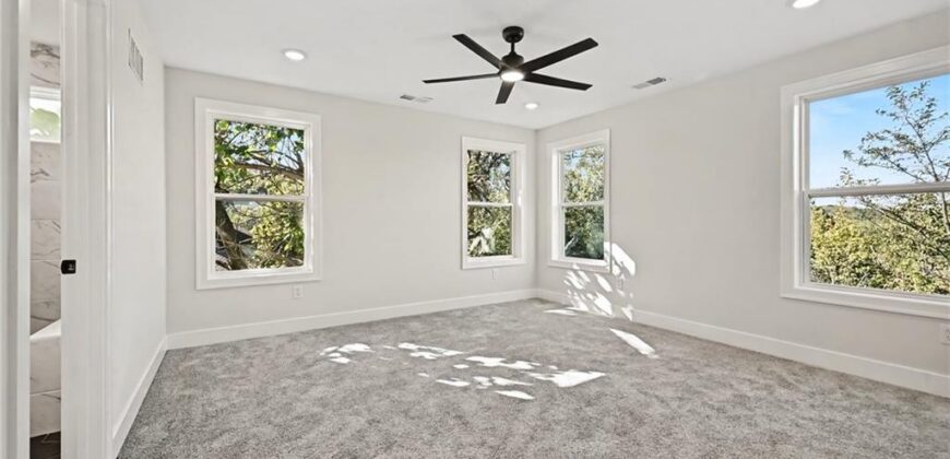 5514 NW Verlin Drive, Parkville, MO 64152