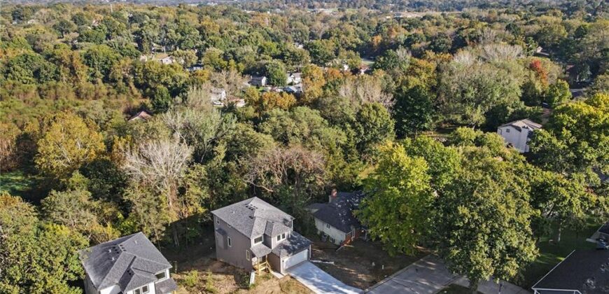 5516 NW Verlin Drive, Kansas City, MO 64152