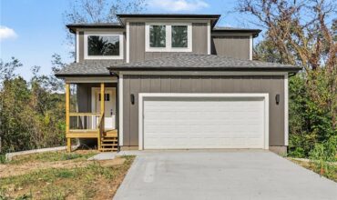 5516 NW Verlin Drive, Kansas City, MO 64152