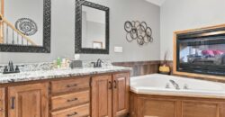 1718 Aspen Lane, Excelsior Springs, MO 64024