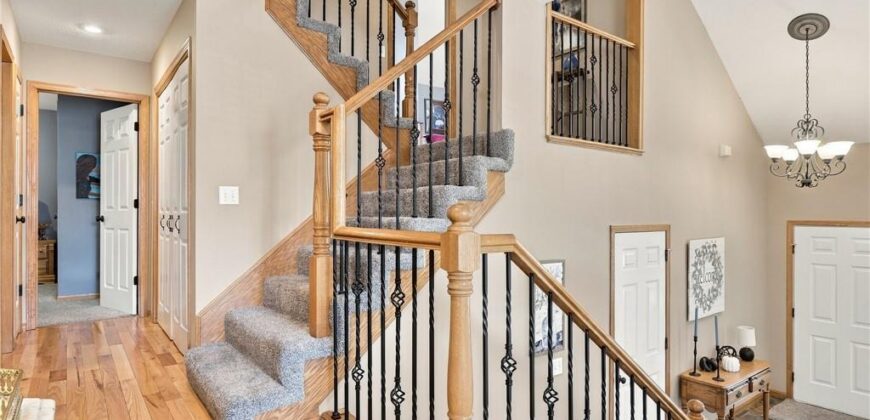 1718 Aspen Lane, Excelsior Springs, MO 64024