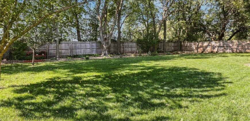 1718 Aspen Lane, Excelsior Springs, MO 64024