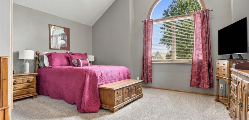 1718 Aspen Lane, Excelsior Springs, MO 64024