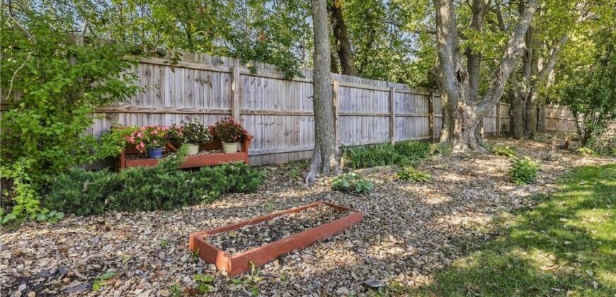 1718 Aspen Lane, Excelsior Springs, MO 64024