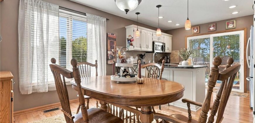 1718 Aspen Lane, Excelsior Springs, MO 64024