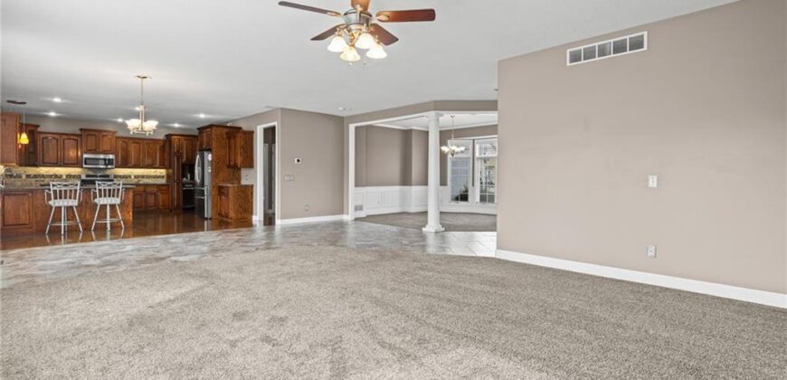 1703 NE 181st Terrace, Smithville, MO 64089