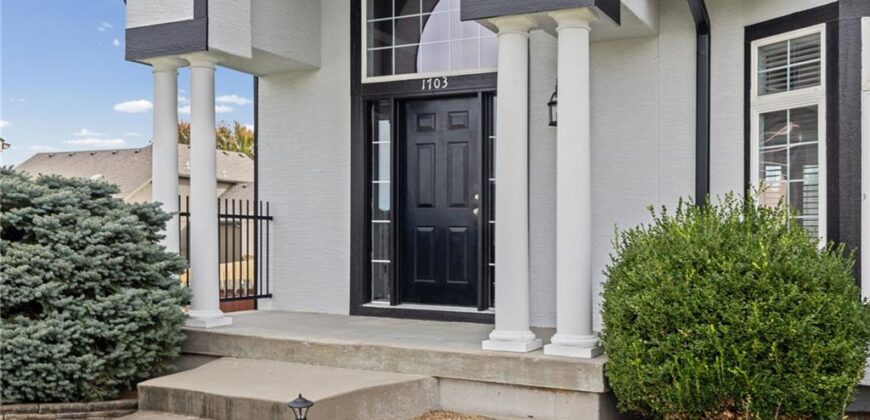 1703 NE 181st Terrace, Smithville, MO 64089