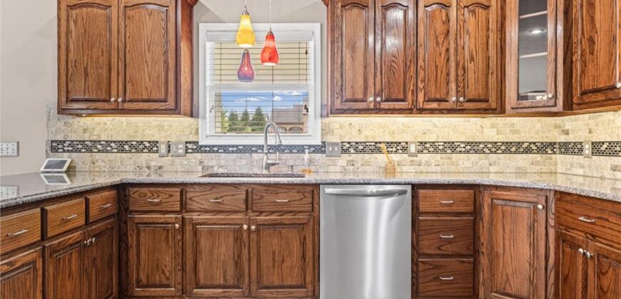 1703 NE 181st Terrace, Smithville, MO 64089