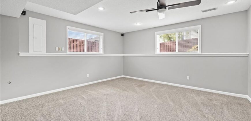 1703 NE 181st Terrace, Smithville, MO 64089