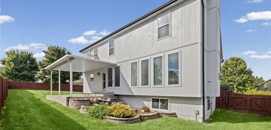 1703 NE 181st Terrace, Smithville, MO 64089