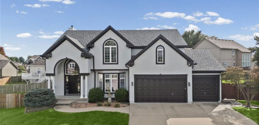 1703 NE 181st Terrace, Smithville, MO 64089