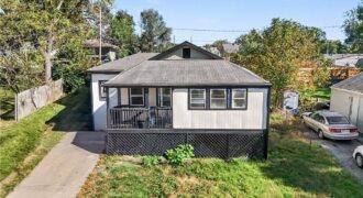 4429 NE Winn Road, Kansas City, MO 64117