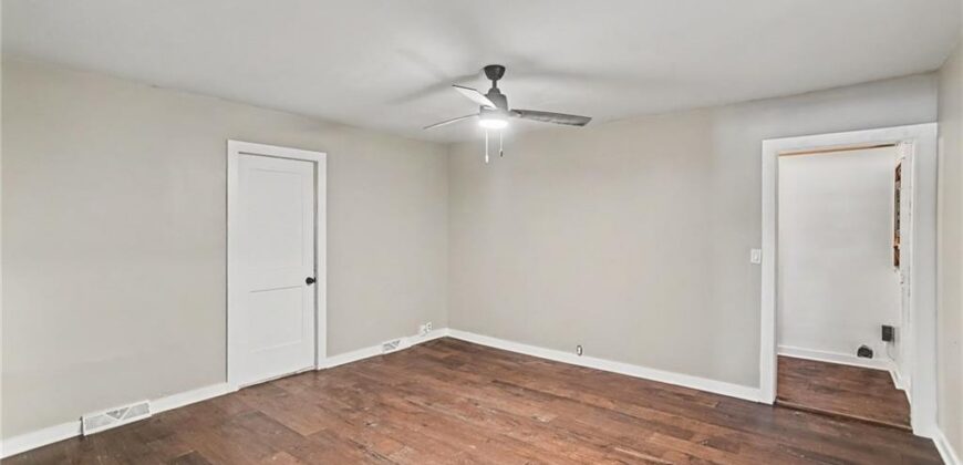 4429 NE Winn Road, Kansas City, MO 64117