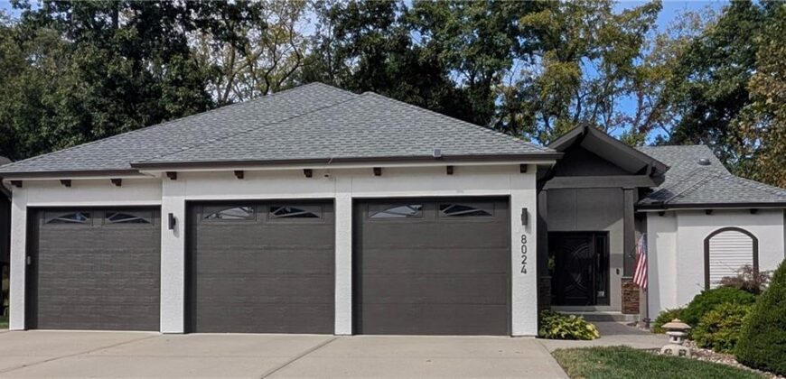 8024 NW Roberts Road, Weatherby Lake, MO 64152