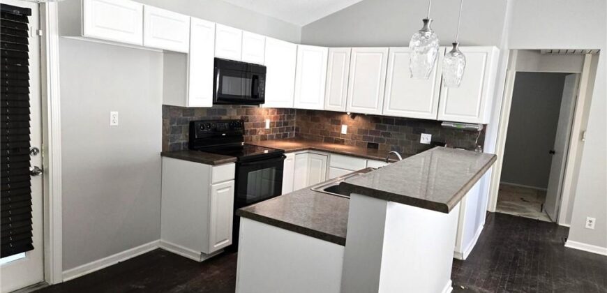 908 NE 44th Terrace, Kansas City, MO 64116
