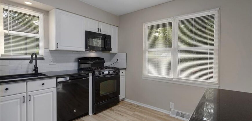5708 NE 50th Street, Kansas City, MO 64119
