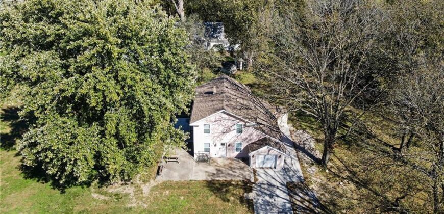 190 4th Street, Holt, MO 64048