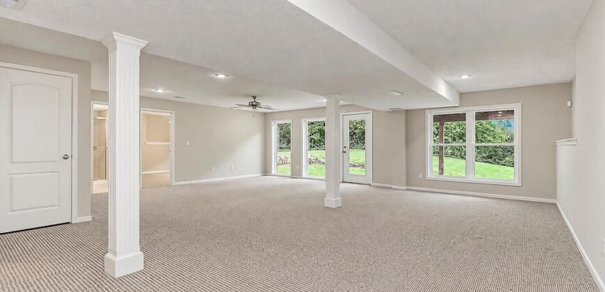 9605 NE 100th Street, Kansas City, MO 64157