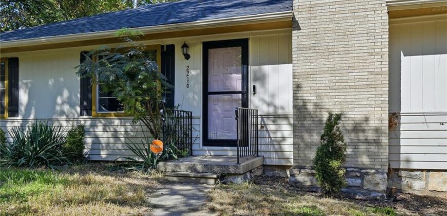 2216 NE 39th Terrace, Kansas City, MO 64116