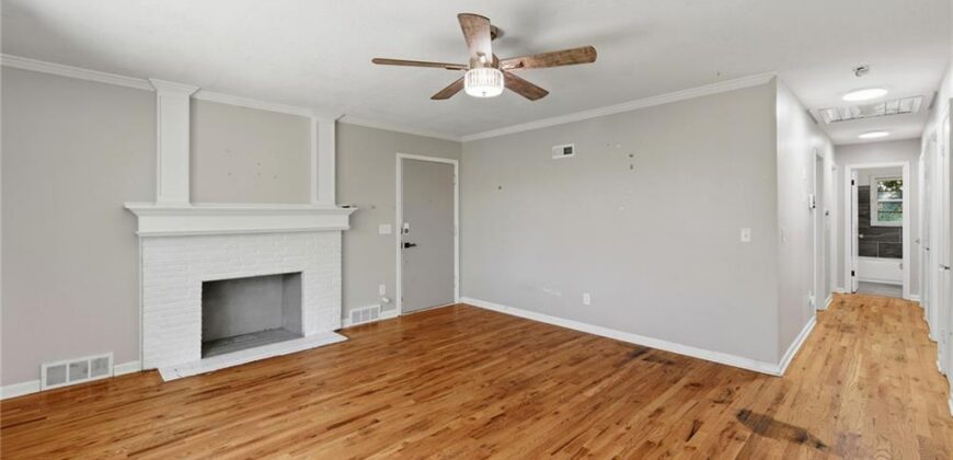 2216 NE 39th Terrace, Kansas City, MO 64116