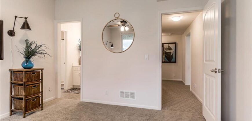6186 Lime Stone Court, Parkville, MO 64152