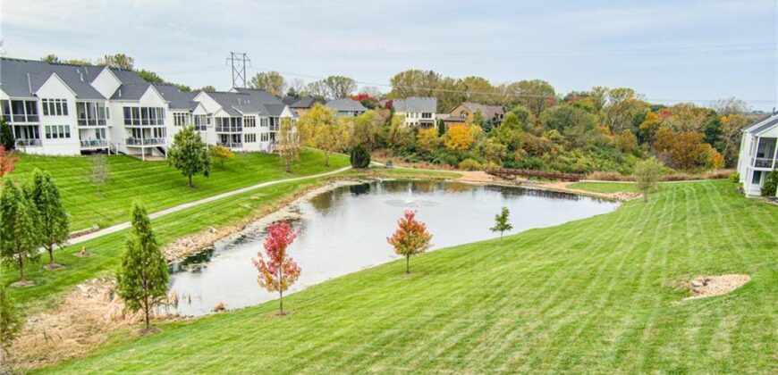 6186 Lime Stone Court, Parkville, MO 64152
