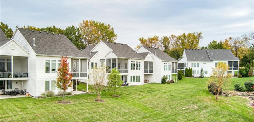 6186 Lime Stone Court, Parkville, MO 64152