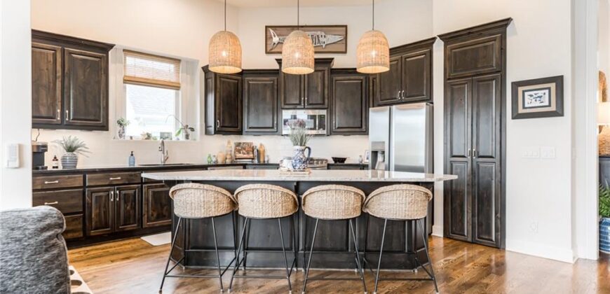 6186 Lime Stone Court, Parkville, MO 64152