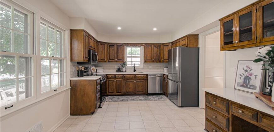 2704 NE 67th Terrace, Kansas City, MO 64119