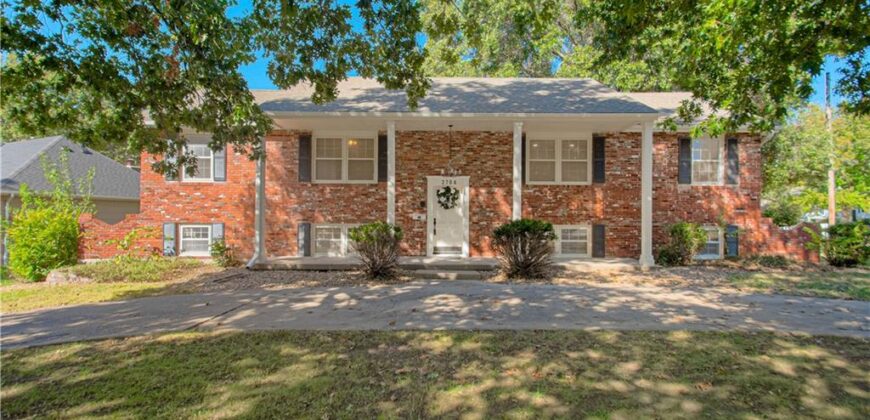2704 NE 67th Terrace, Kansas City, MO 64119