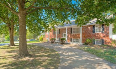 2704 NE 67th Terrace, Kansas City, MO 64119