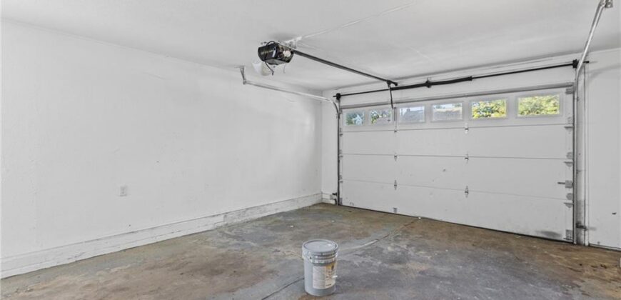 3203 NE 56Th Street, Kansas City, MO 64119