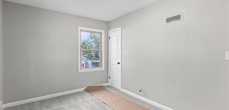 3203 NE 56Th Street, Kansas City, MO 64119