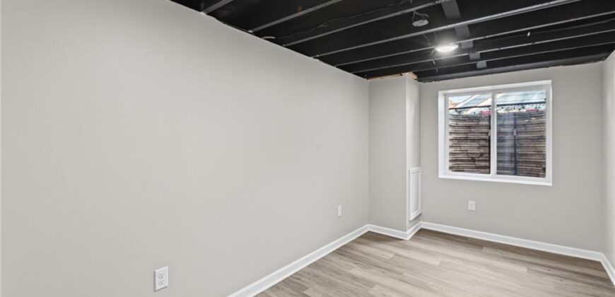 3203 NE 56Th Street, Kansas City, MO 64119