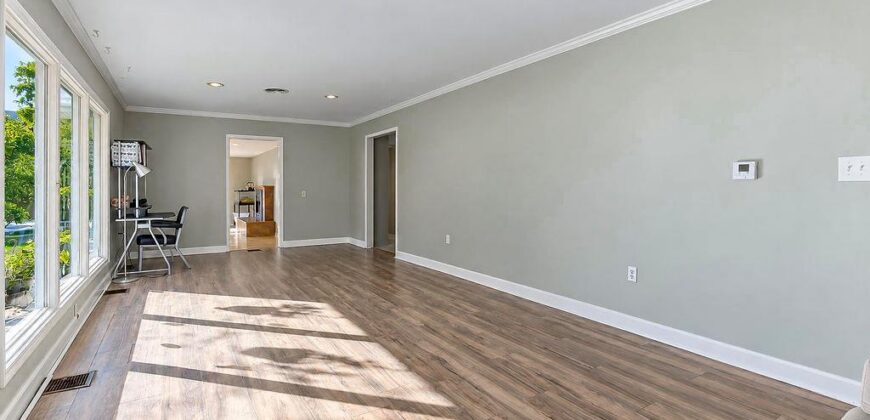 622 Walnut Street, Liberty, MO 64068