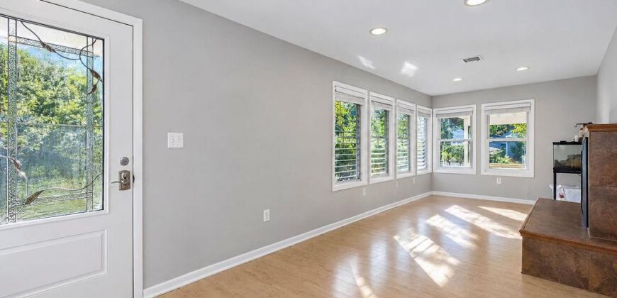 622 Walnut Street, Liberty, MO 64068