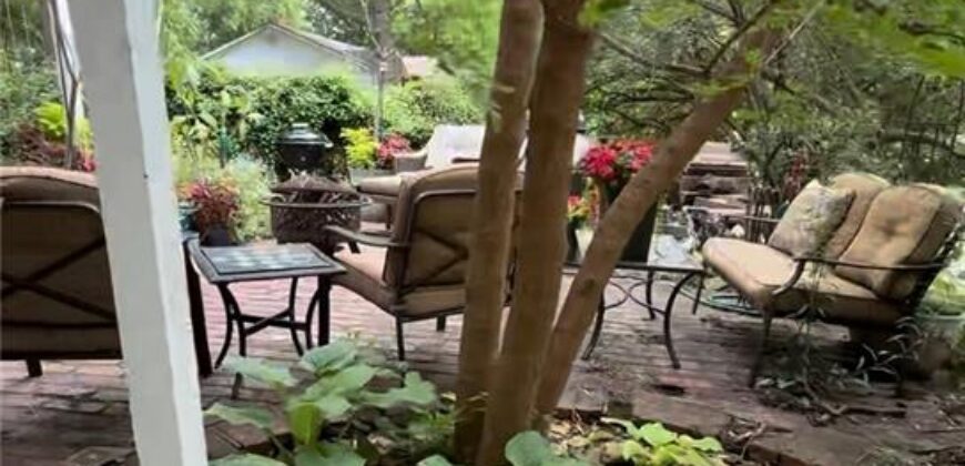 622 Walnut Street, Liberty, MO 64068