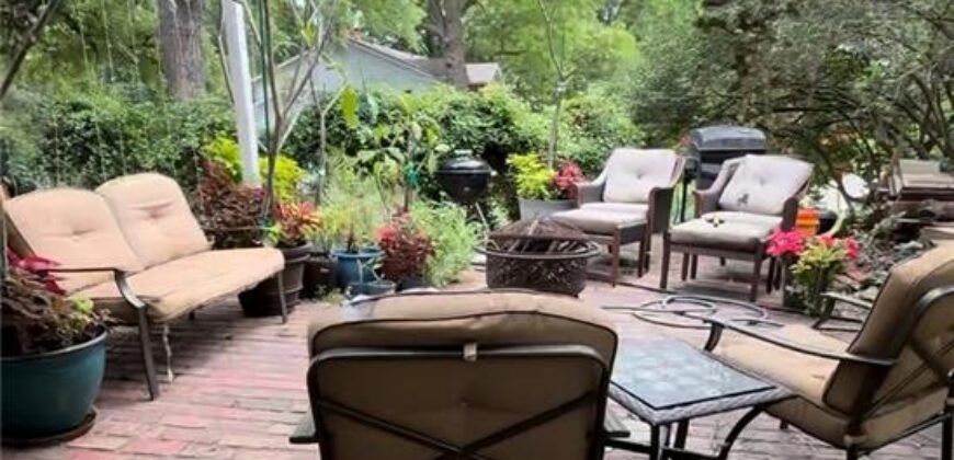 622 Walnut Street, Liberty, MO 64068
