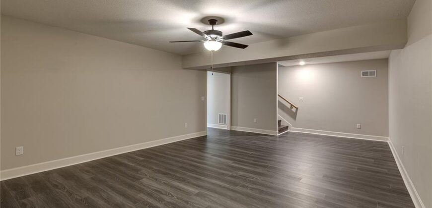 4004 NW 96th Terrace, Kansas City, MO 64154